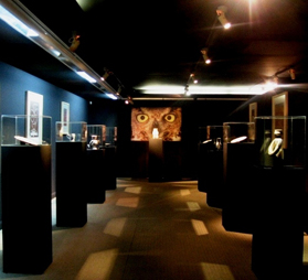 1. Razstava keramike Pabla Picassa v galeriji Deva Puri na Bledu (foto Tina Lah) Bilten14LahSl01
